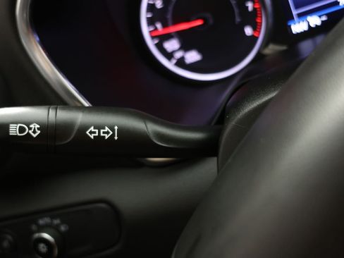 Used 2021 Chevrolet Blazer LT FWD image 25
