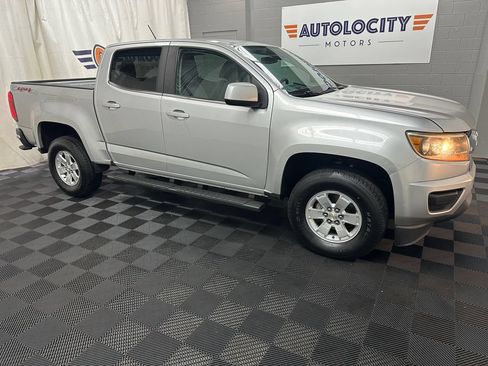 Used 2020 Chevrolet Colorado W/T w/ WT Convenience Package AWD/4WD image 2