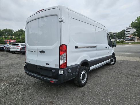 Used 2016 Ford Transit 250 148 Medium Roof RWD image 5