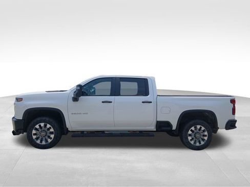 Certified 2022 Chevrolet Silverado 2500 Custom w/ Custom Convenience Package AWD/4WD image 2