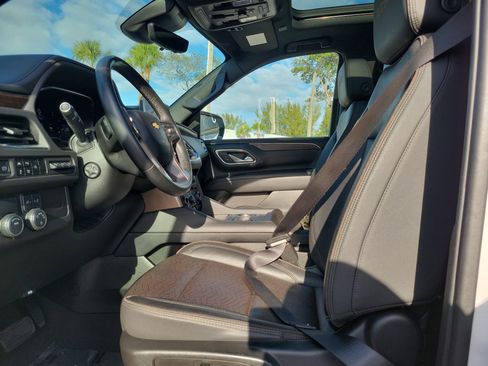 Used 2023 Chevrolet Tahoe High Country image 12