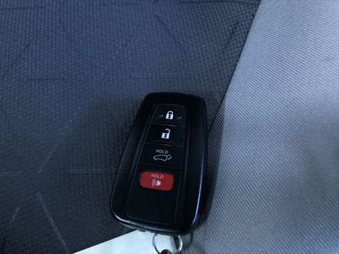 Certified 2024 Toyota RAV4 XLE w/ Convenience Package AWD/4WD image 32
