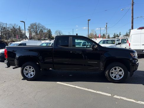 Used 2022 Chevrolet Colorado LT w/ Fleet Safety Package image 7