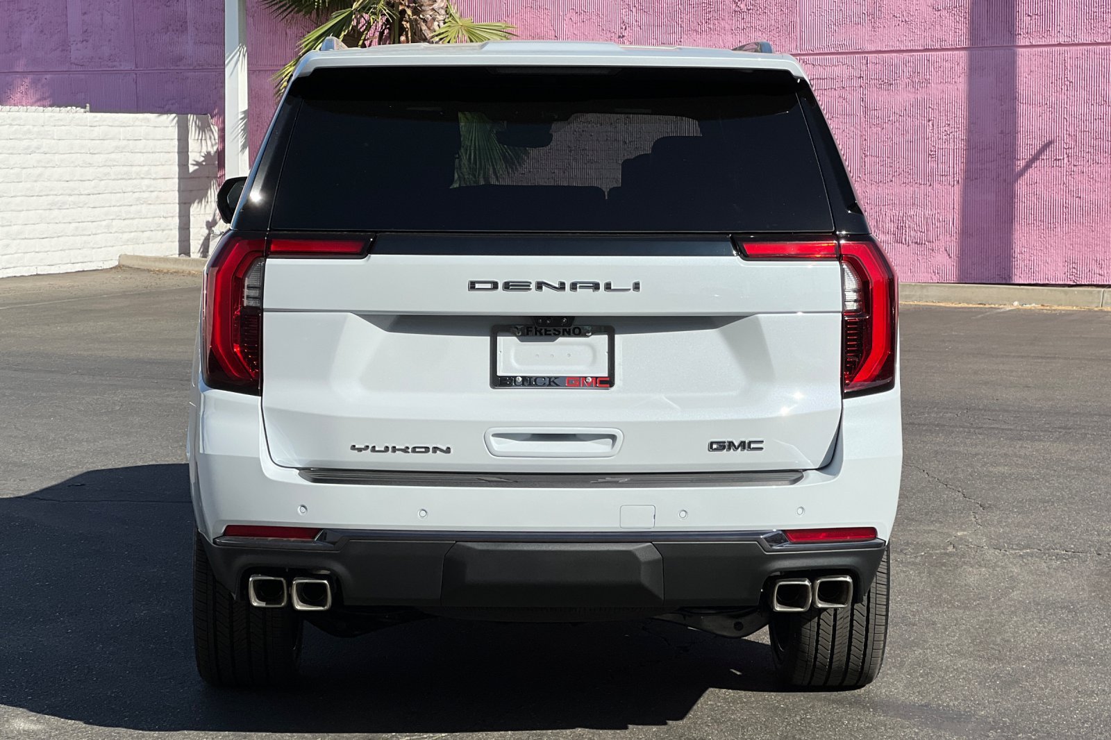 New 2026 GMC Yukon Denali Ultimate w/ LPO, Illumination Package AWD/4WD image 6