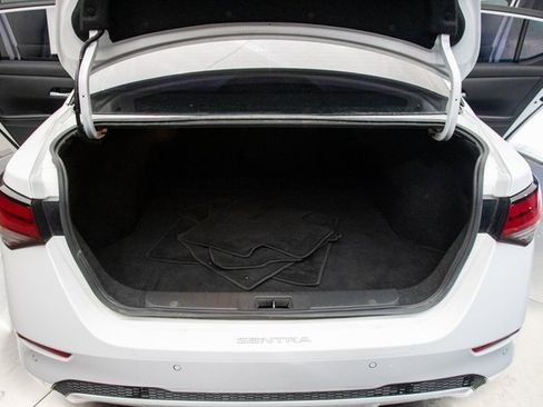 Used 2022 Nissan Sentra S w/ Lighting Package image 18