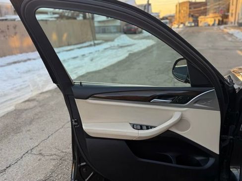 Used 2021 BMW X3 xDrive30i w/ Convenience Package image 16