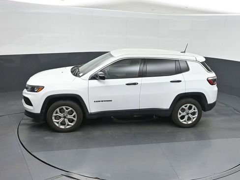 Used 2025 Jeep Compass Sport AWD/4WD image 35