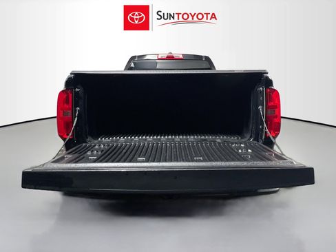 Used 2021 Chevrolet Colorado LT image 33