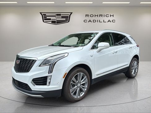 Certified 2024 Cadillac XT5 Premium Luxury w/ Technology Package AWD/4WD image 1
