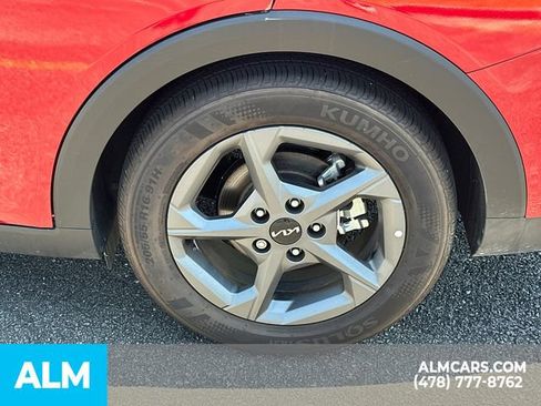 Used 2025 Kia K4 FWD image 22