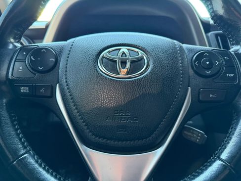 Used 2018 Toyota RAV4 XLE w/ Plus Extra Value Package image 17
