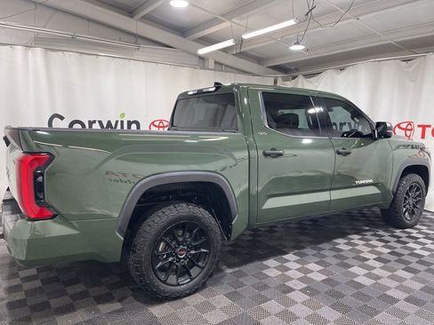 Used 2022 Toyota Tundra SR5 w/ SR5 Convenience Package image 7