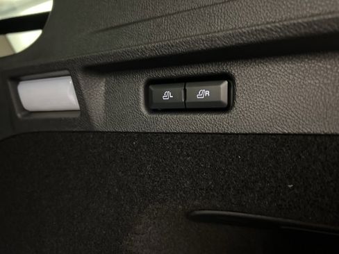 New 2026 Lincoln Corsair Reserve image 37