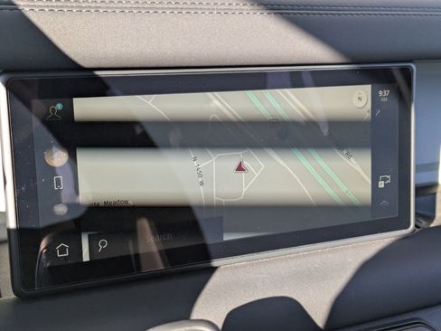 Used 2024 Land Rover Defender 110 S image 21