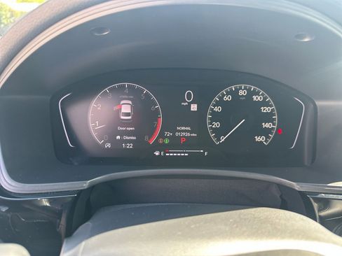 Used 2025 Honda Civic Sport image 37