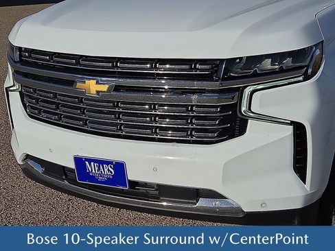 Used 2023 Chevrolet Suburban Premier image 9