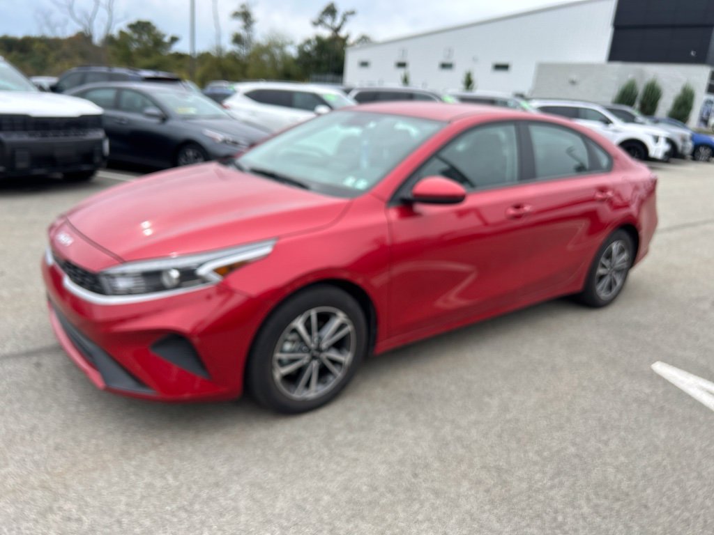 Certified 2024 Kia Forte LXS FWD image 4