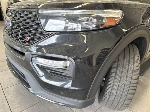 Used 2024 Ford Explorer ST w/ Equipment Group 401A image 16