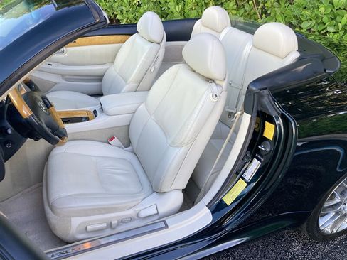 Used 2005 Lexus SC 430 Convertible RWD image 15