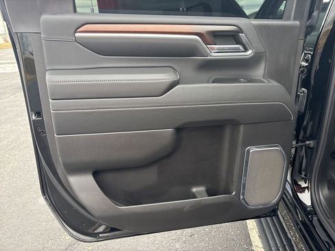 Used 2024 GMC Sierra 2500 Denali w/ Denali Reserve Package image 35