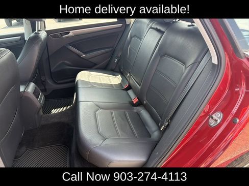Used 2017 Volkswagen Passat 1.8T R-Line FWD image 9