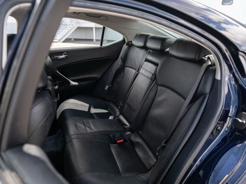 Used 2007 Lexus IS 250 AWD image 21