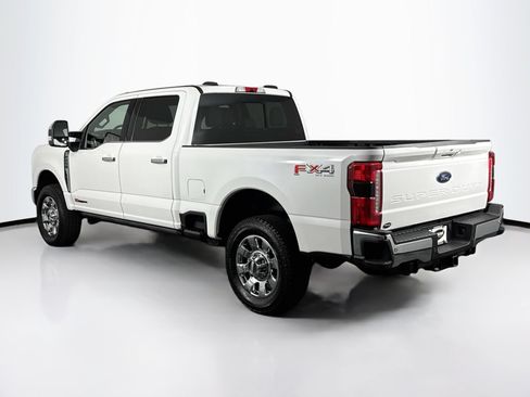 Used 2025 Ford F250 Lariat w/ Lariat Ultimate Package AWD/4WD image 9