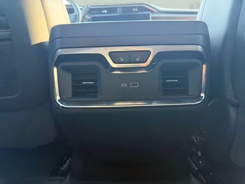 New 2026 GMC Sierra 2500 Denali Ultimate AWD/4WD image 34