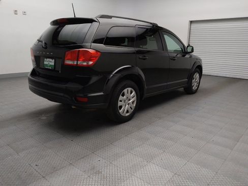 Used 2019 Dodge Journey SE image 9
