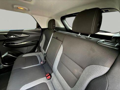 Used 2021 Chevrolet TrailBlazer LT w/ Sun and Liftgate Package FWD image 22