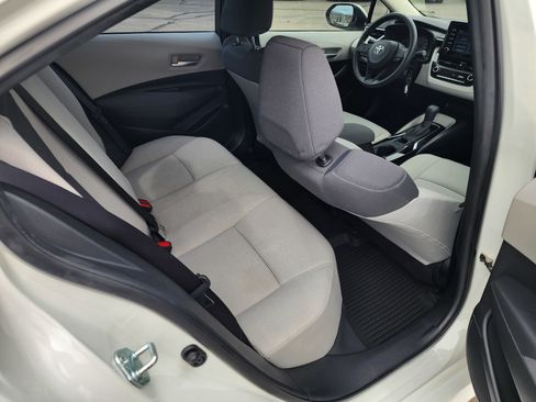 Used 2020 Toyota Corolla L image 13