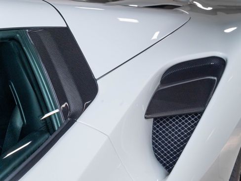 Used 2016 Ferrari 488 Spider RWD image 43