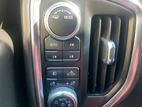 Used 2020 GMC Sierra 1500 AT4 w/ AT4 Premium Package AWD/4WD image 36