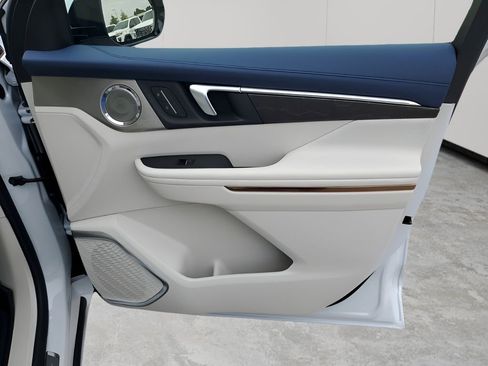 New 2026 Buick Enclave Avenir w/ Super Cruise Package image 13