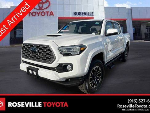 Used 2021 Toyota Tacoma TRD Sport w/ TRD Premium Sport Package image 1
