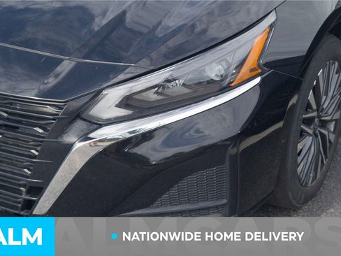 Used 2025 Nissan Altima 2.5 SV FWD image 5