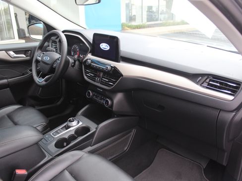 Used 2022 Ford Escape SEL image 28