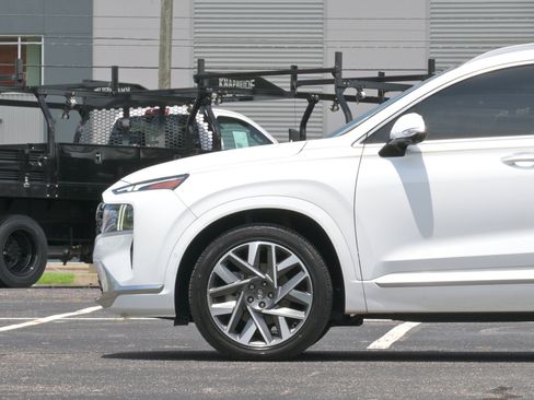 Used 2023 Hyundai Santa Fe Calligraphy FWD image 5