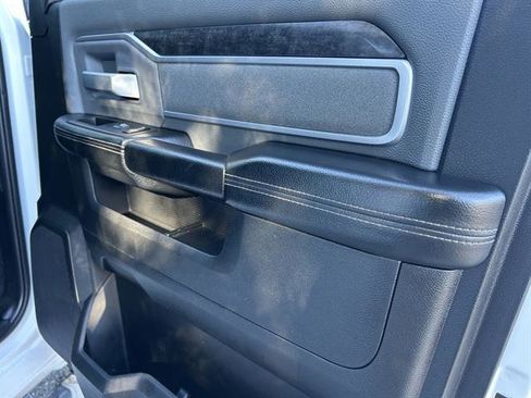 Used 2021 RAM 2500 Big Horn image 22