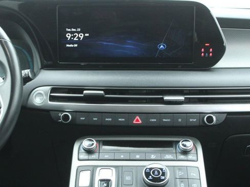 Used 2024 Hyundai Palisade SEL AWD/4WD image 16