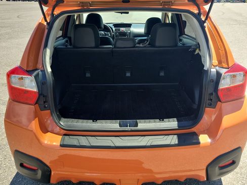 Used 2014 Subaru Crosstrek 2.0i Limited AWD/4WD image 17