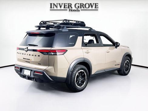 Used 2023 Nissan Pathfinder Rock Creek AWD/4WD image 5