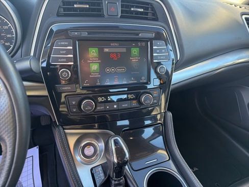 Used 2023 Nissan Maxima SV w/ Floor Mat Group image 25