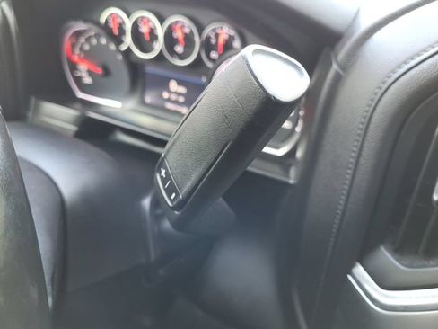 Used 2019 Chevrolet Silverado 1500 LT Trail Boss AWD/4WD image 19
