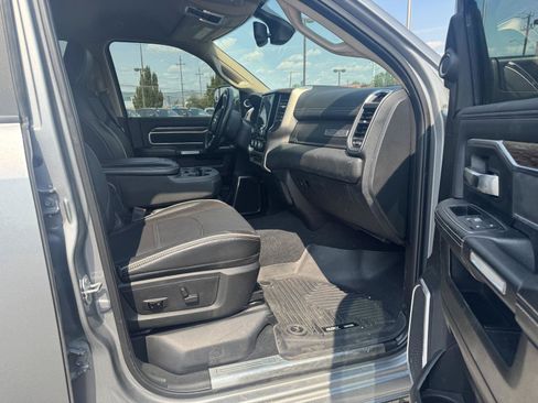 Used 2019 RAM 2500 Laramie AWD/4WD image 7