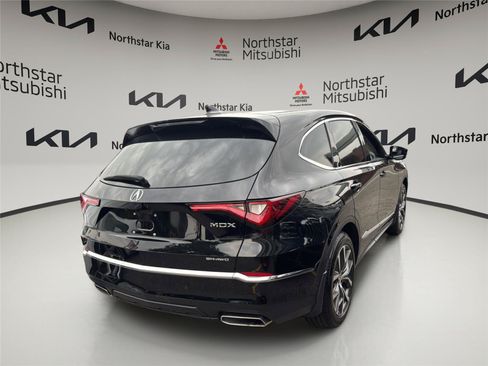 Used 2023 Acura MDX SH-AWD w/ Technology Package image 5
