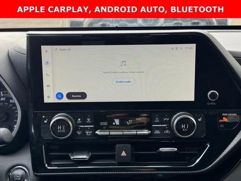 Certified 2023 Toyota Highlander XSE image 3