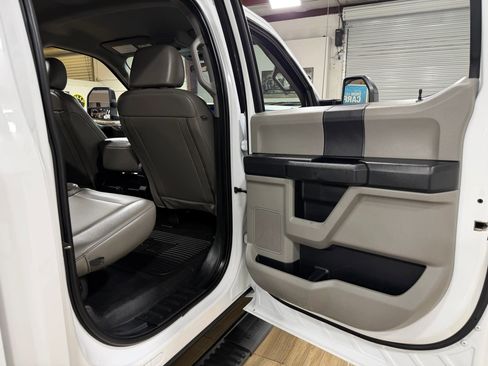 Used 2021 Ford F450 XL w/ STX Appearance Package image 17