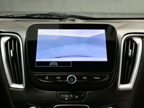 Used 2023 Chevrolet Malibu LT w/ Driver Confidence Package FWD image 18