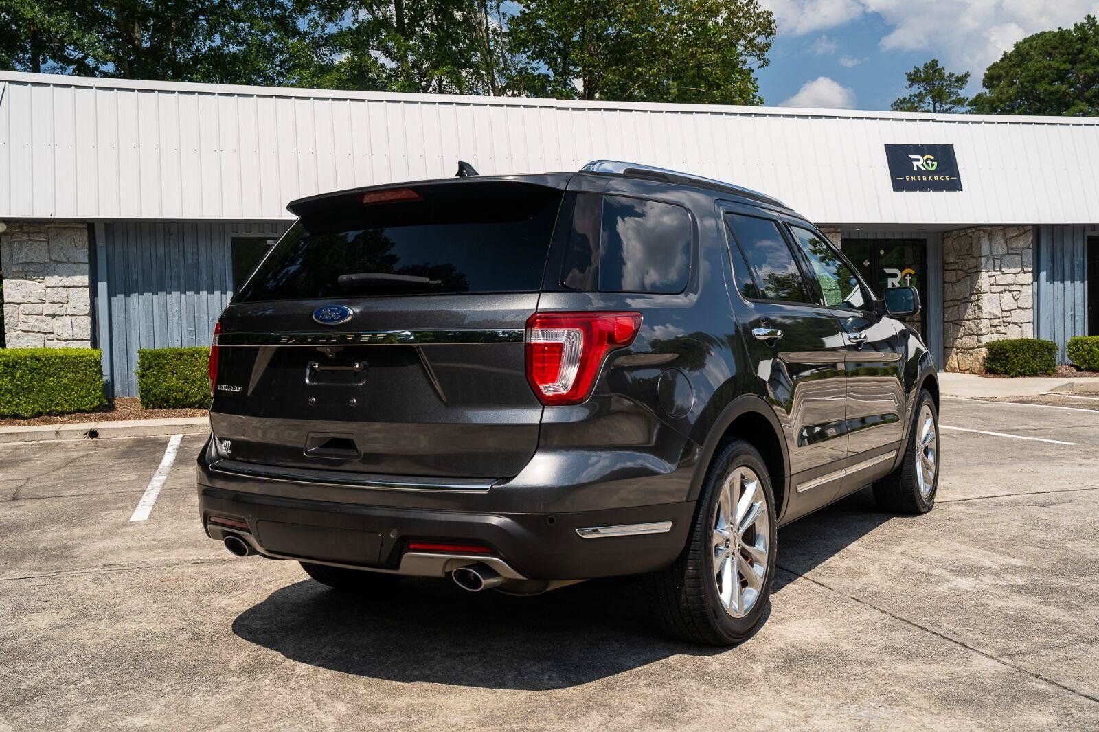 Used 2018 Ford Explorer Limited FWD image 10